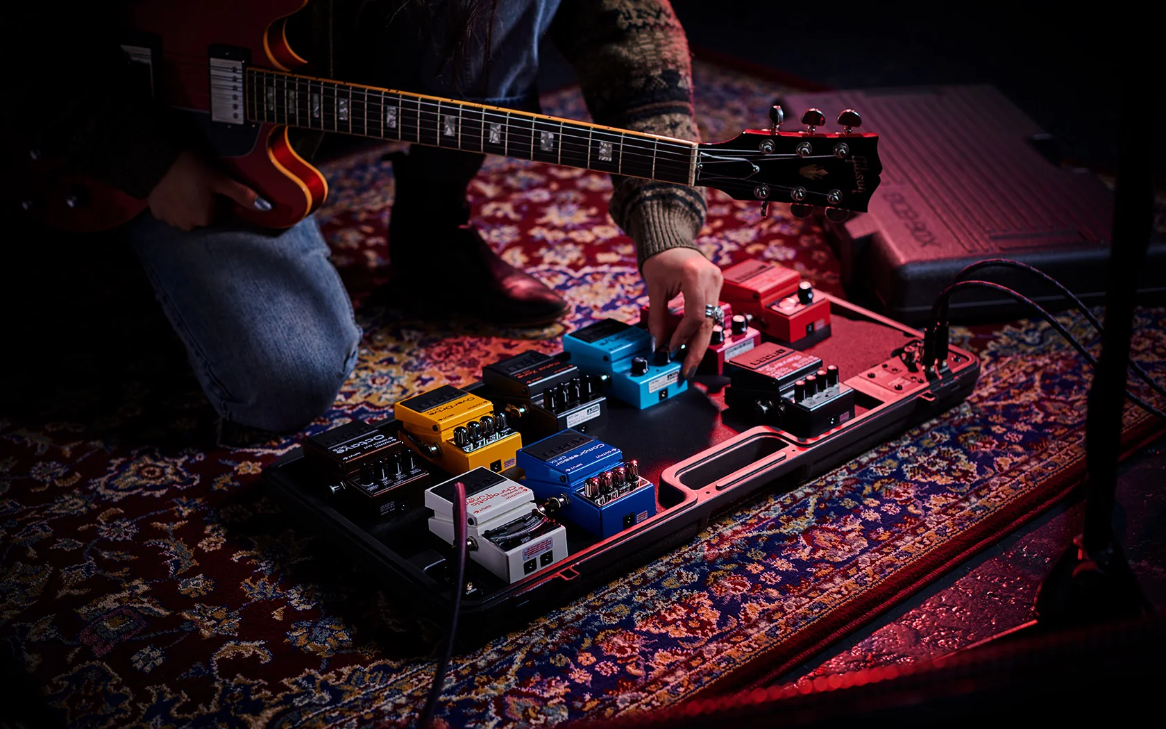 Boss BCB-90X Carry Case with I/O Interface For 9 Pedals + Daisy Chain Power Cable - Image 2