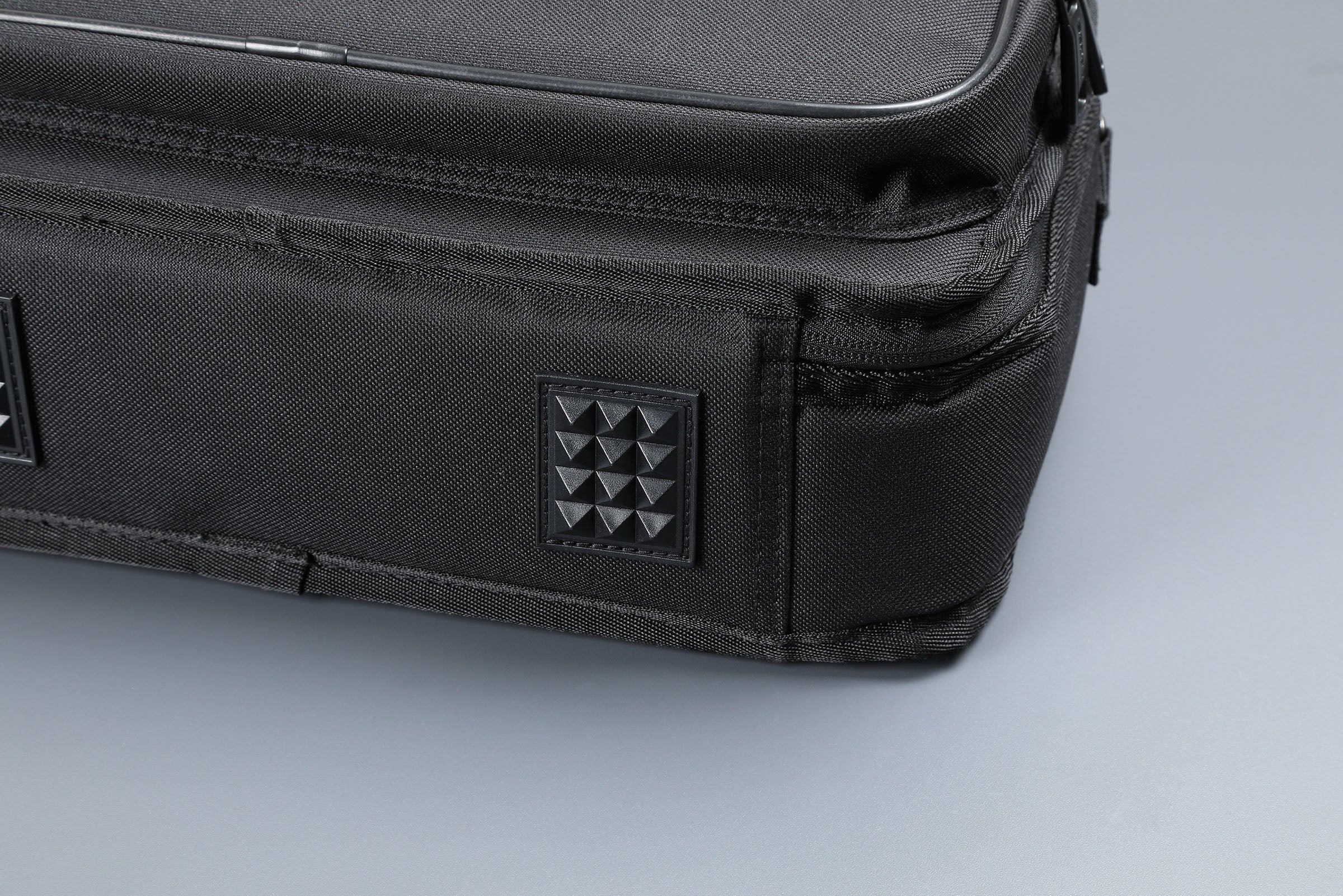 BOSS CB-BM-M Guitar Effects Carry Bag, Medium Size - Image 5