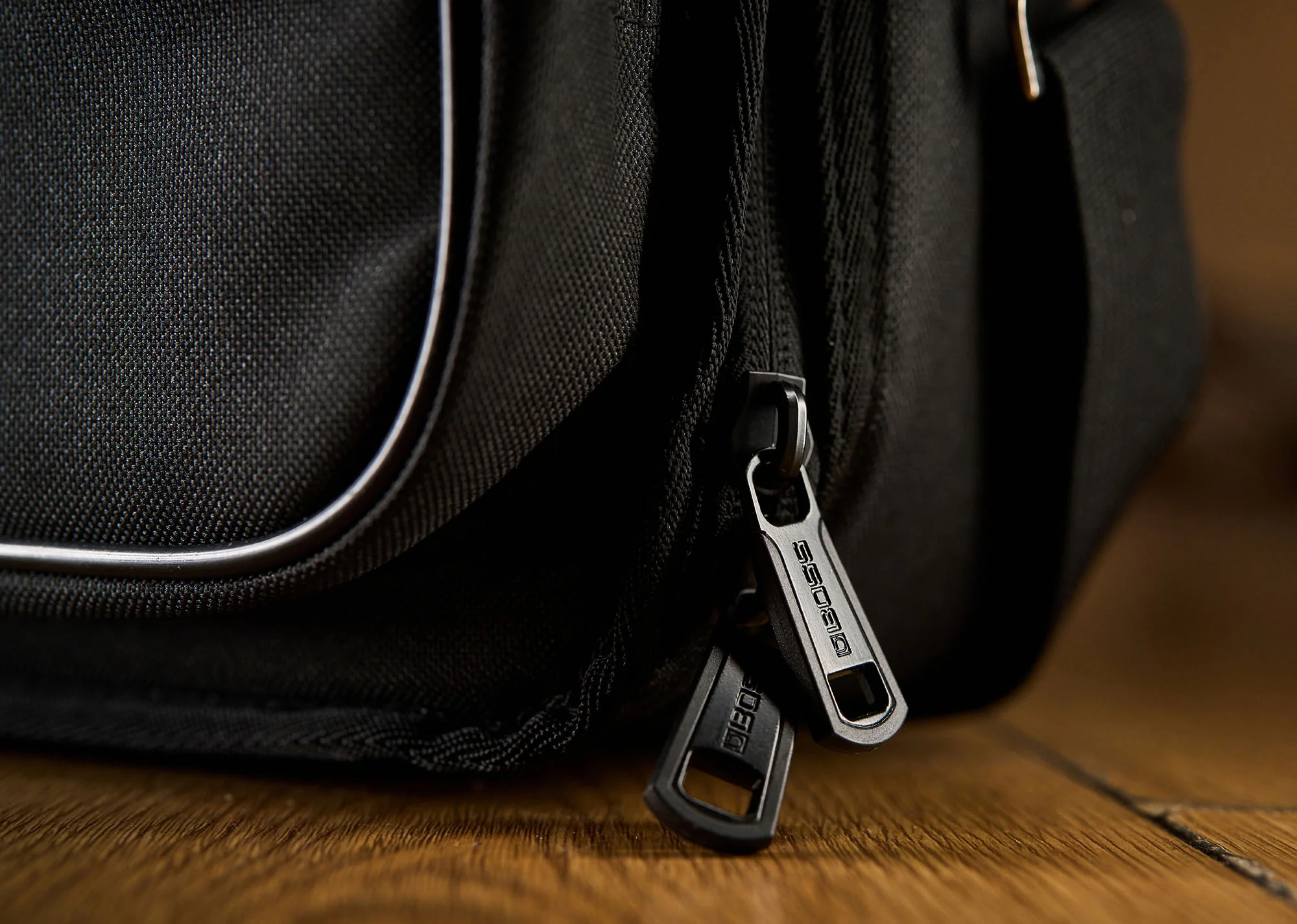 BOSS CB-BM-M Guitar Effects Carry Bag, Medium Size - Image 8