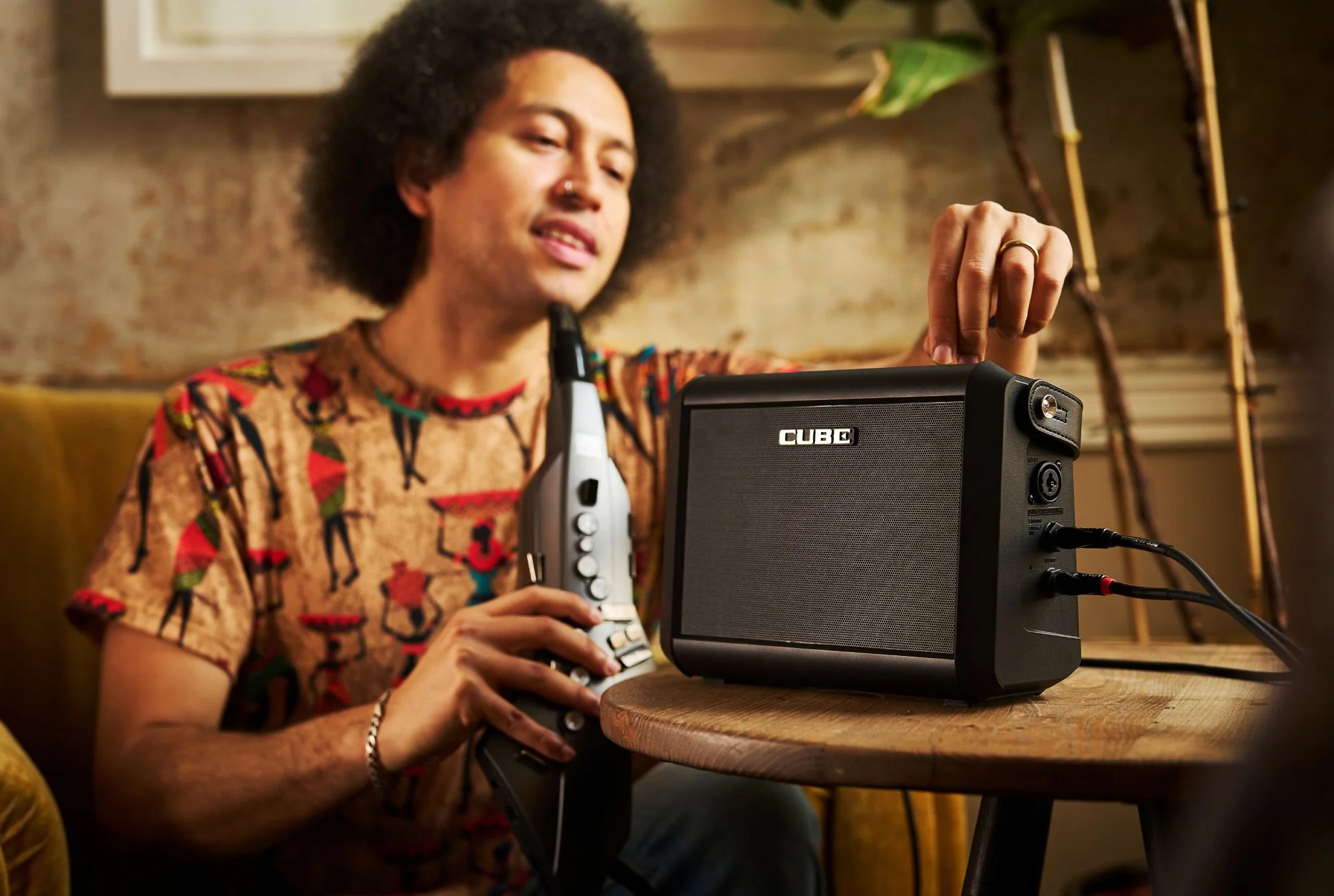 BOSS CUBE-ST-MI Cube Street Mini Amp - Image 16