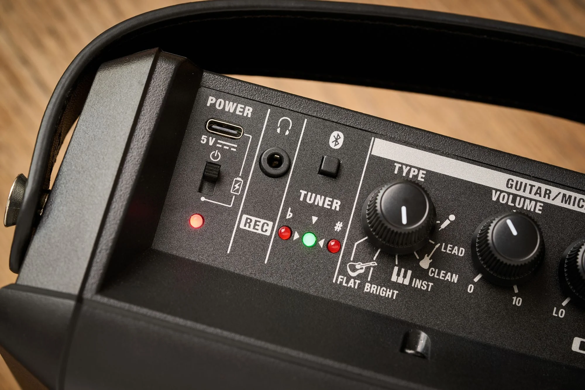 BOSS CUBE-ST-MI Cube Street Mini Amp - Image 18