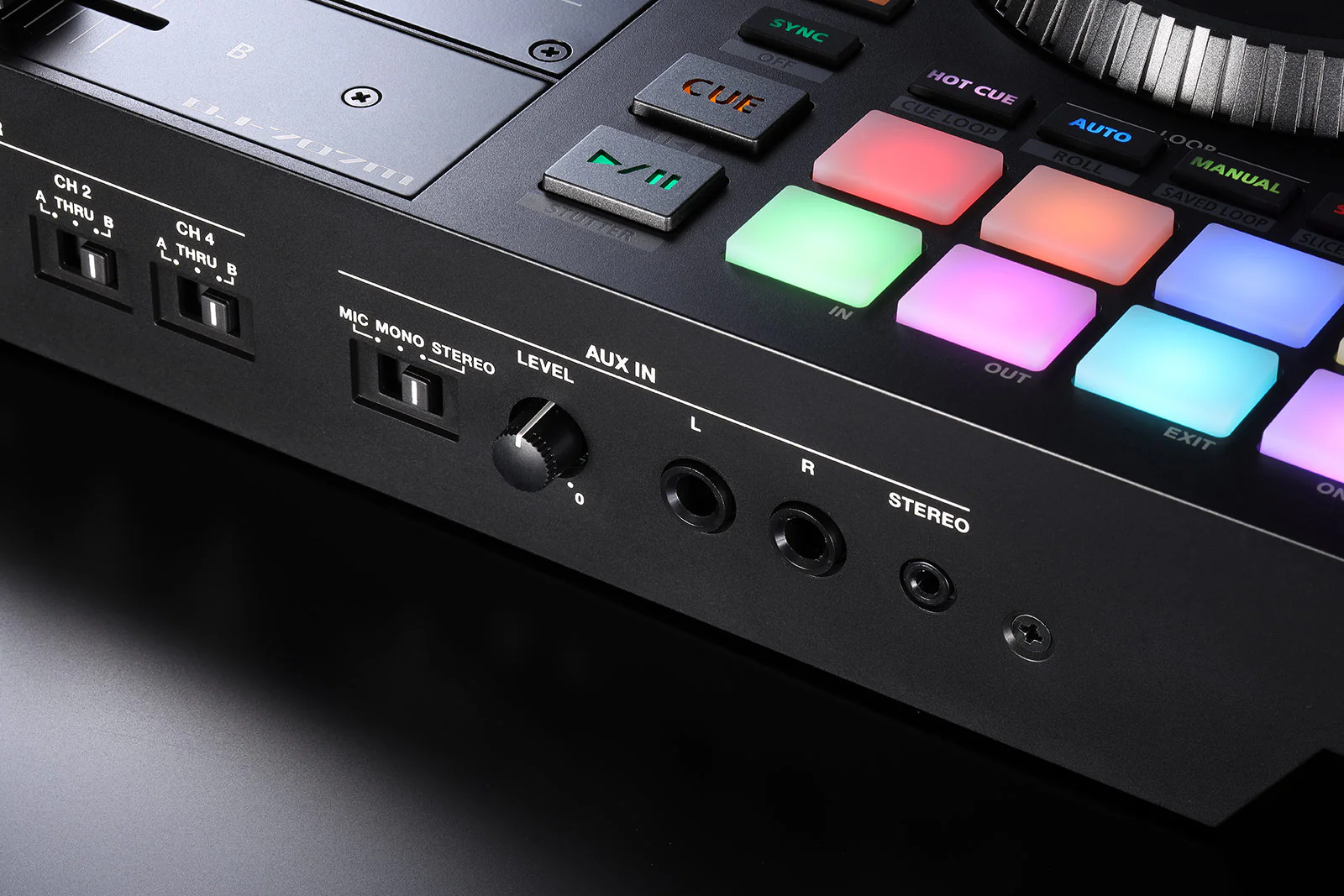 Roland DJ-707M 4 Channel 4 Deck Serato DJ Pro Contoroller - Image 10