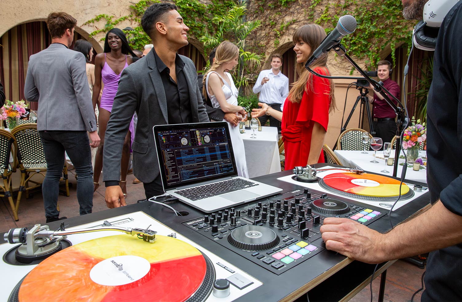 Roland DJ-707M 4 Channel 4 Deck Serato DJ Pro Contoroller - Image 12