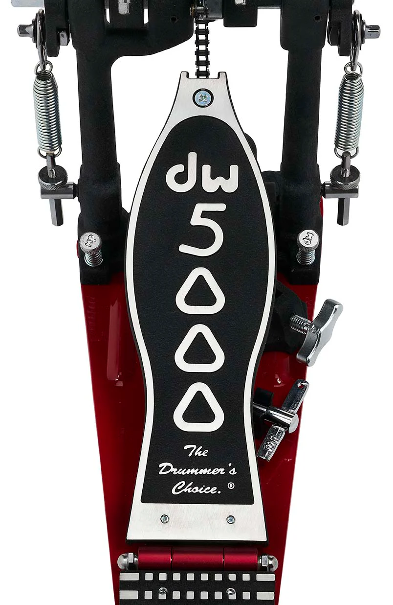 DW Drums 5000 Series Accelerator Single Chain, Narrow Footboard Single Bass Drum Pedal with Bag - Image 6