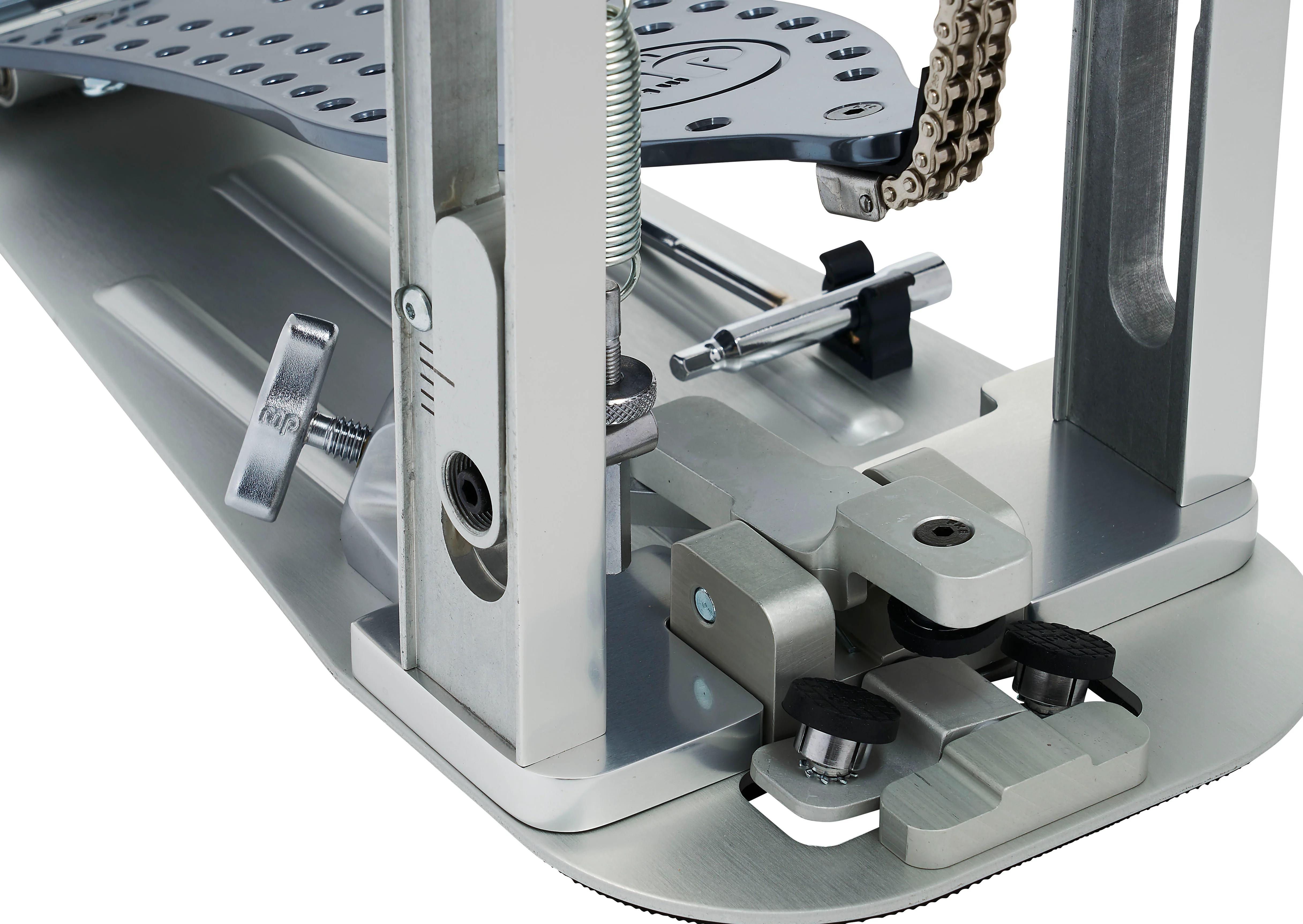 DW Drums MFG Series Machined Chain Drive Single Pedal with Bag, Polished Aluminum - Image 6