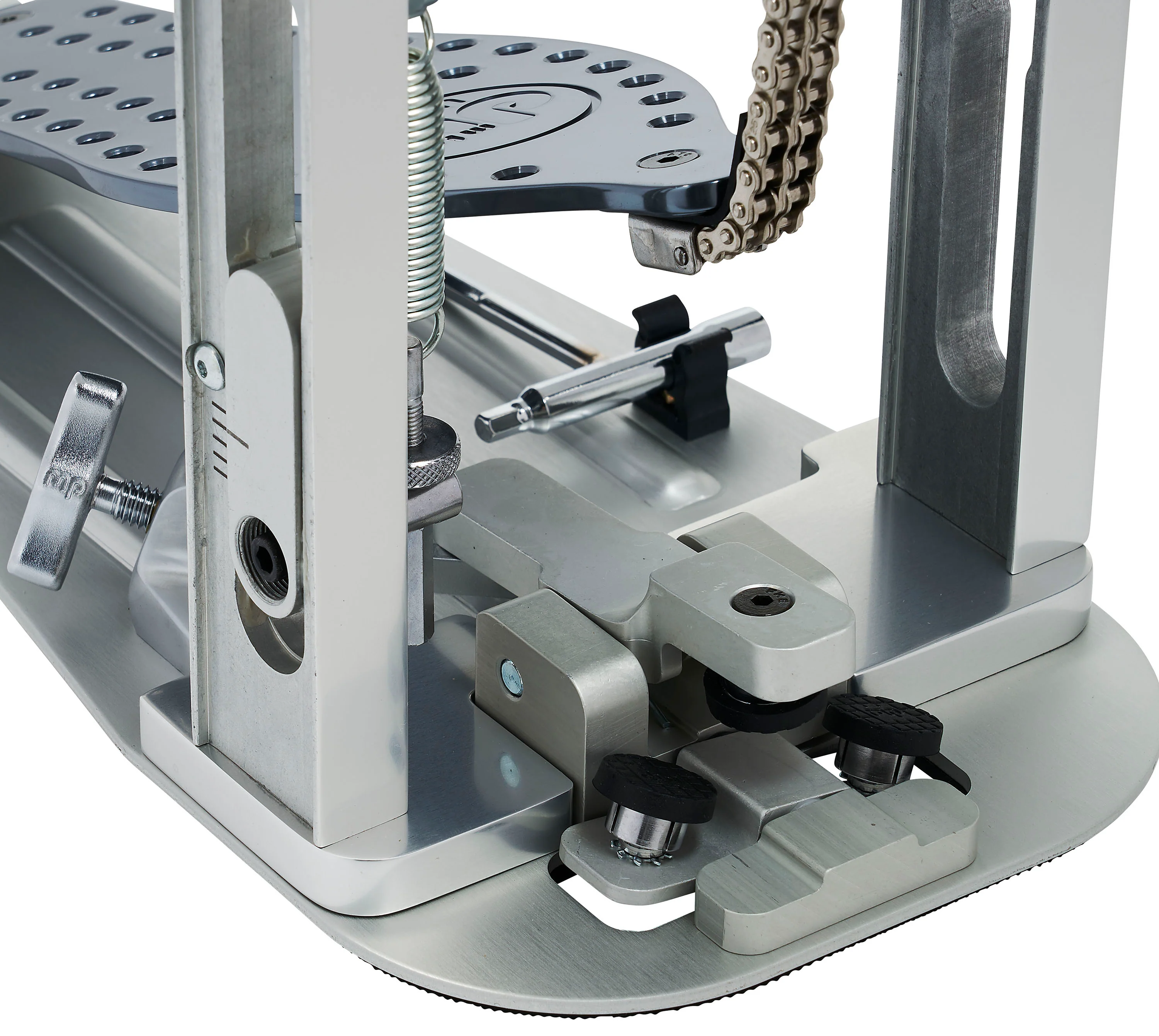 DW Drums MFG Series Machined Chain Drive Double Bass Drum Pedal with Extended Footboard, Polished Aluminum - Image 4