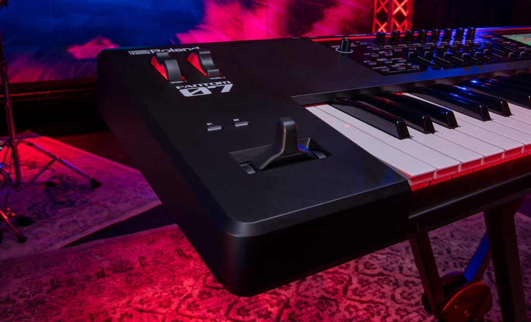 Roland FANTOM-06 Workstation 0-Series Synthesizer (61 Key) - Image 13
