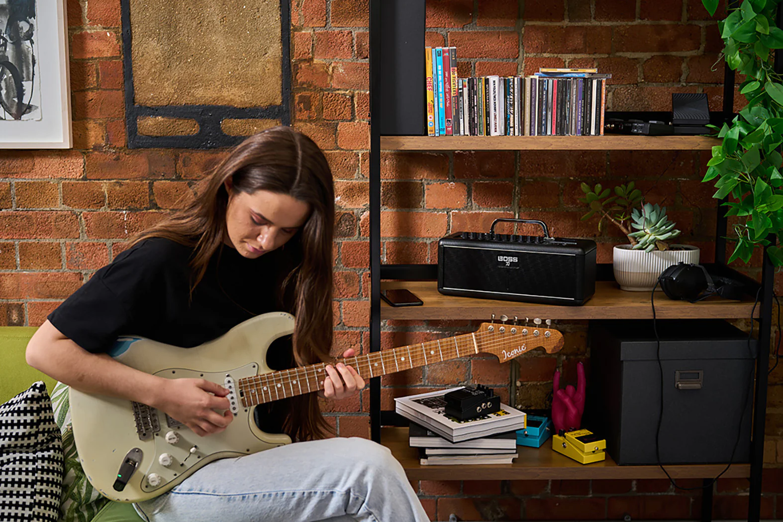 BOSS KTN-AIR Katana Wireless Desktop Guitar Amplifier (Wireless Adapter Included) - Image 10