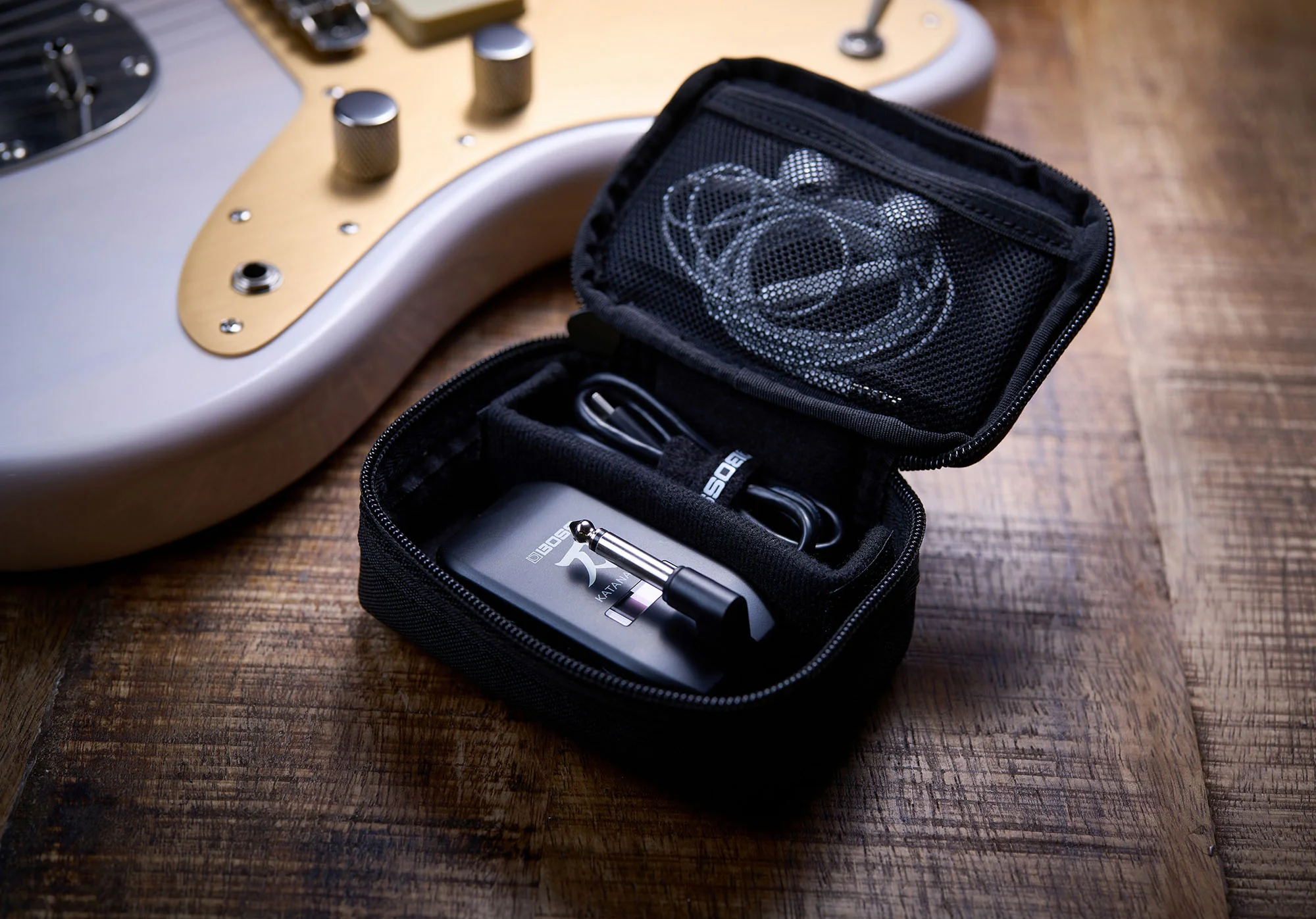 BOSS KTN-GO Katana Pocket Sized Headphone Amplifier - Image 10