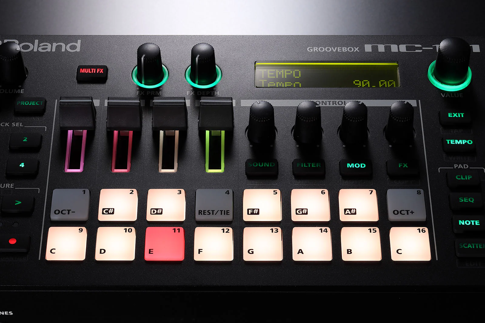 Roland MC-101 Groovebox - Image 9