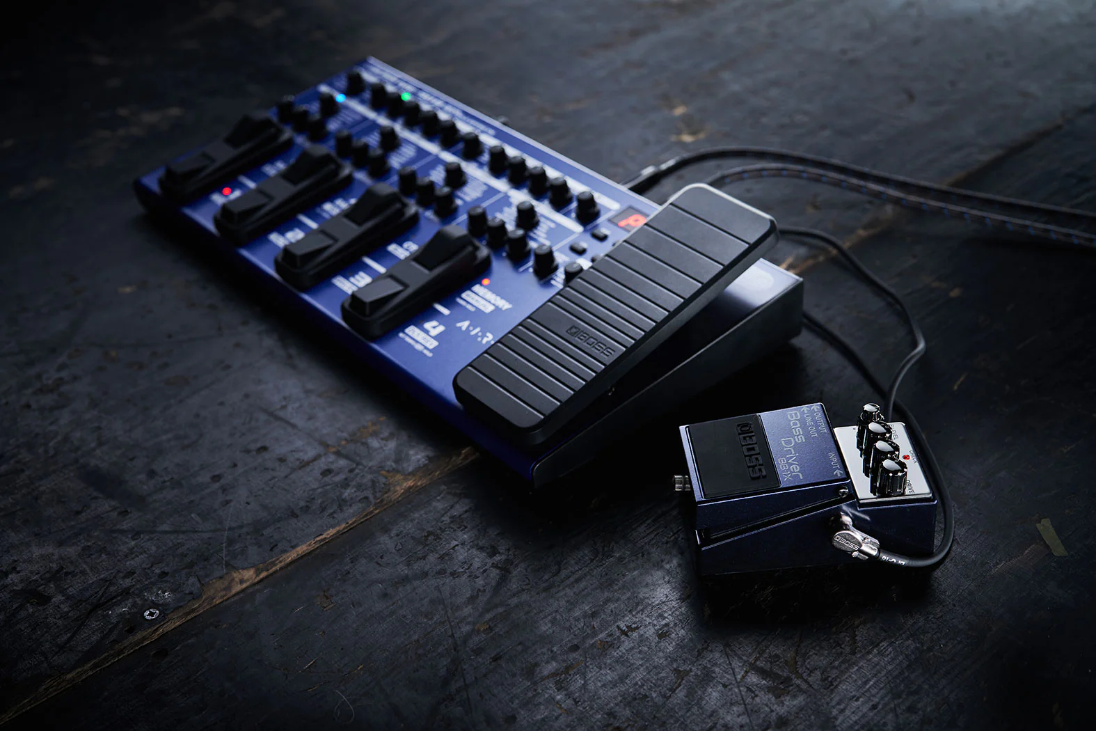 BOSS ME-90B Bass Multi Effects Pedal - Image 8