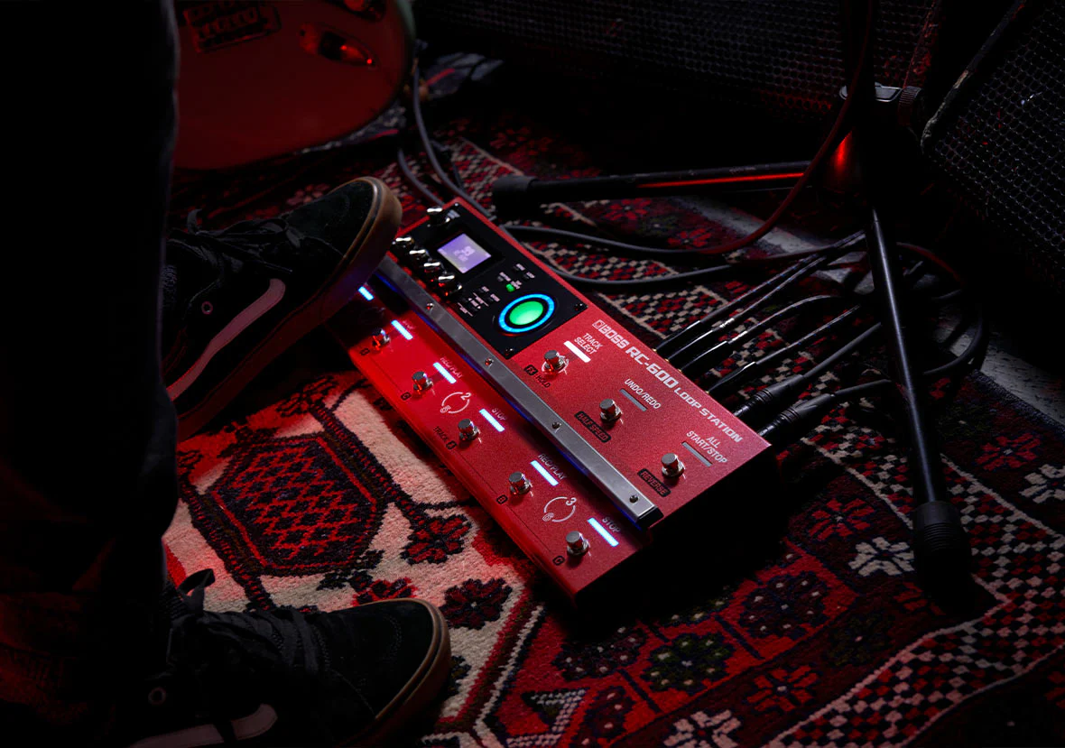 BOSS RC-600 Flagship 6 Track Pedal Looper - Image 10