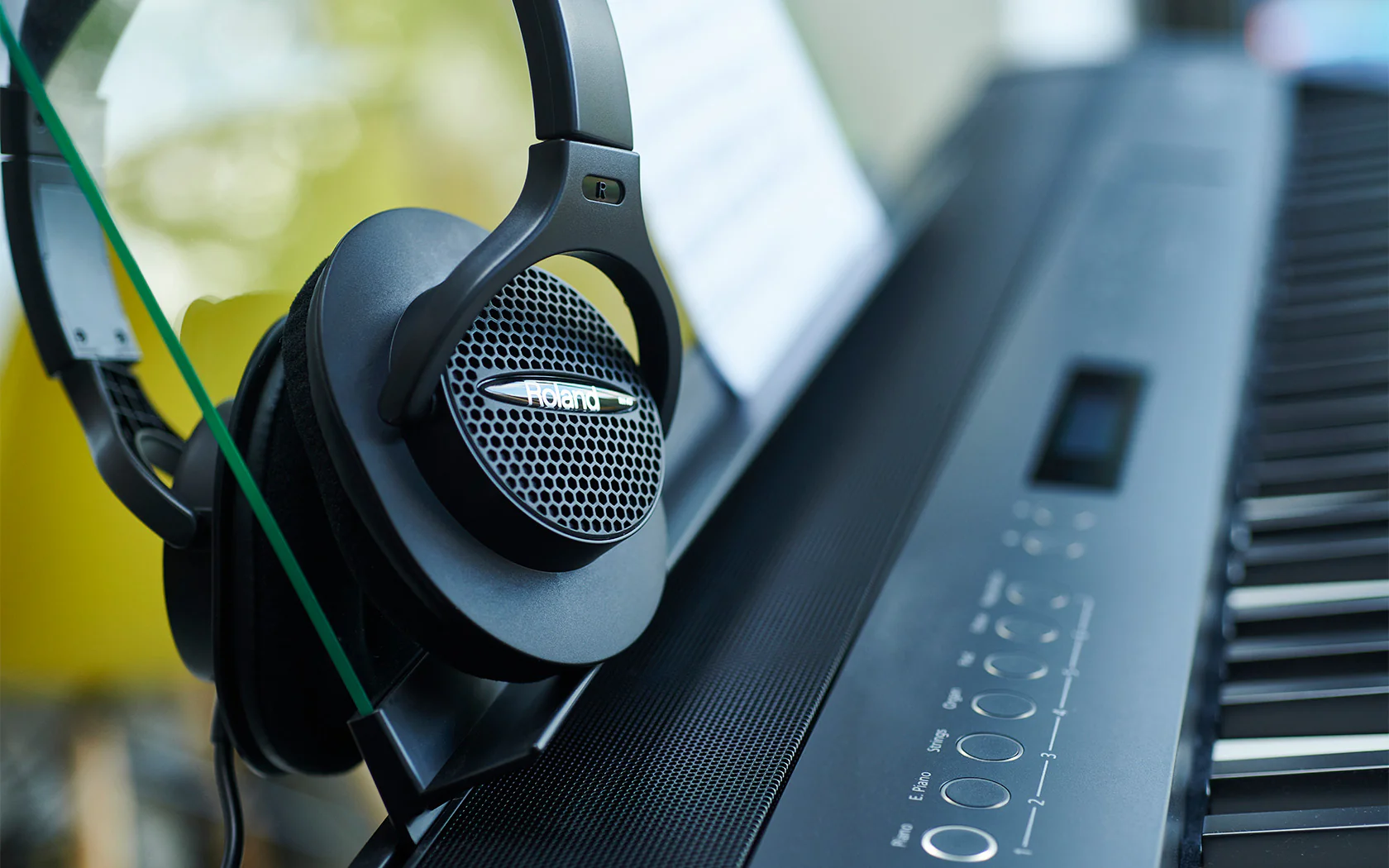 Roland RH-A7-BK Open Type Stereo Headphones - Image 4