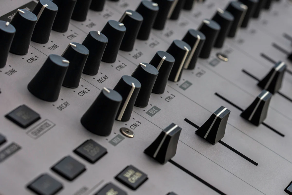 Roland TR-1000 Composer with Sample Playback - Image 8