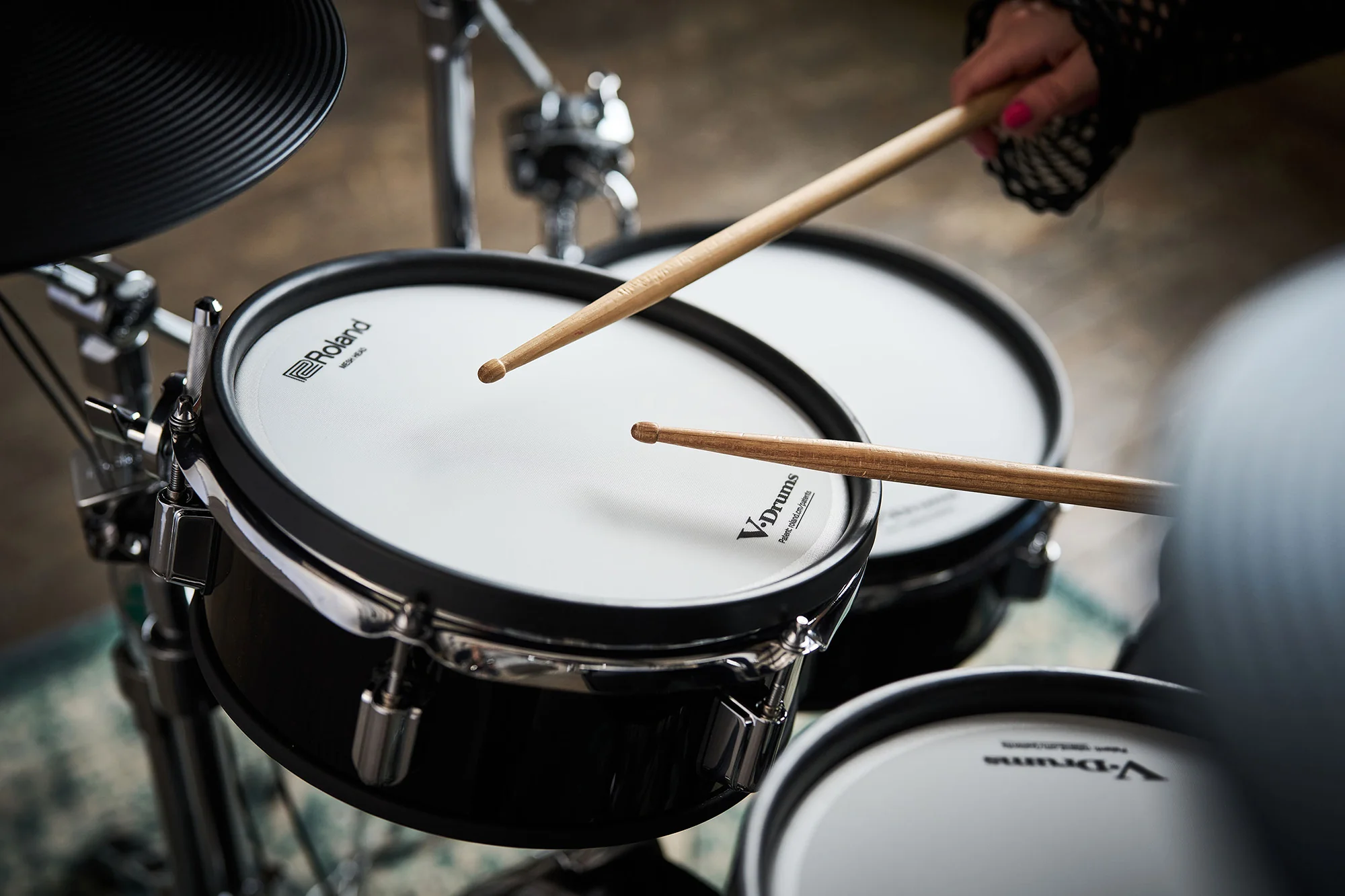 Roland VAD316 V-Drums Acoustic Design Digital Drum Kit with Hardware & Accessories - Image 10