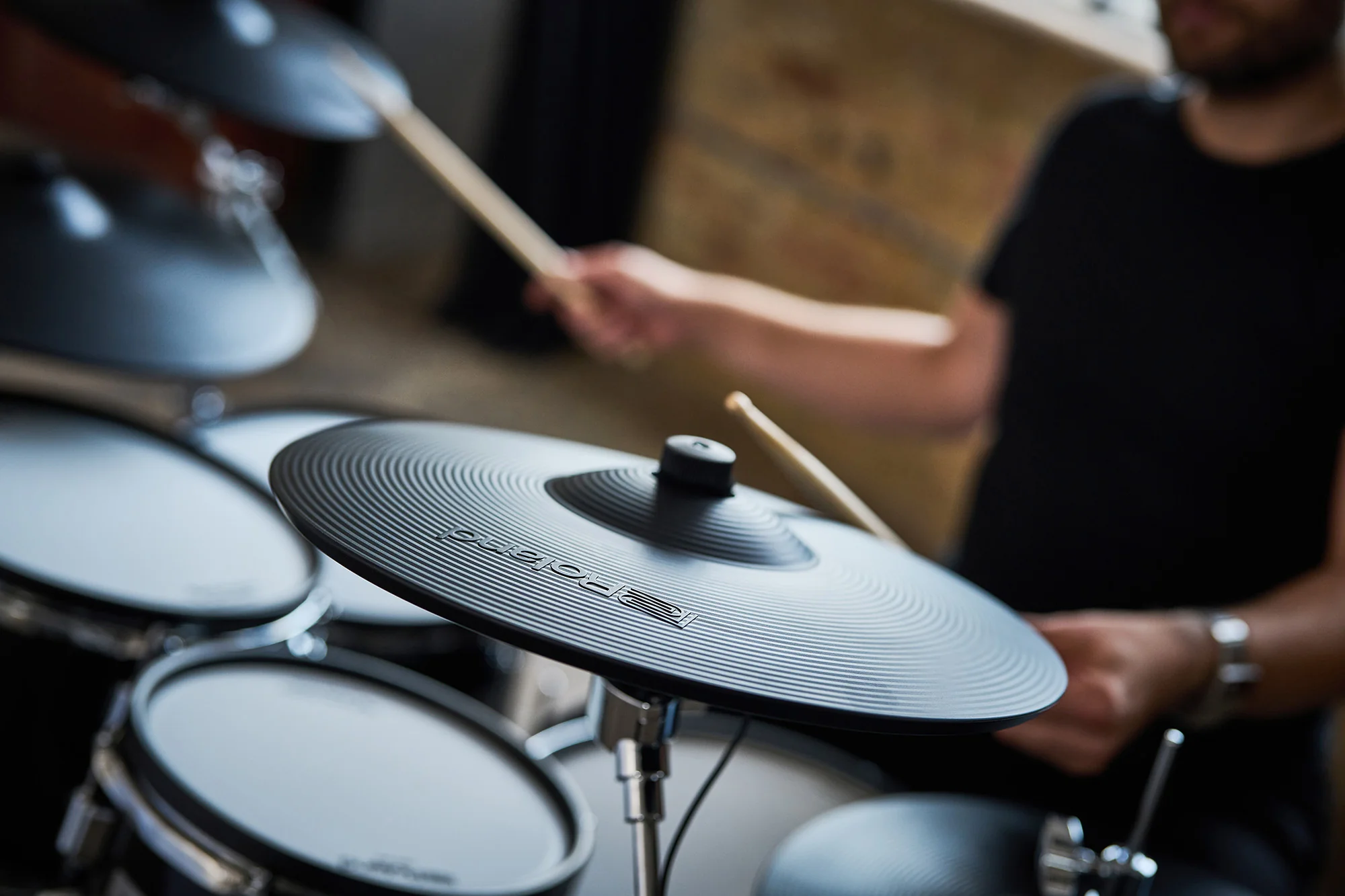 Roland VAD516 V-Drums Acoustic Design Digital Drum Kit with Hardware & Accessories - Image 10