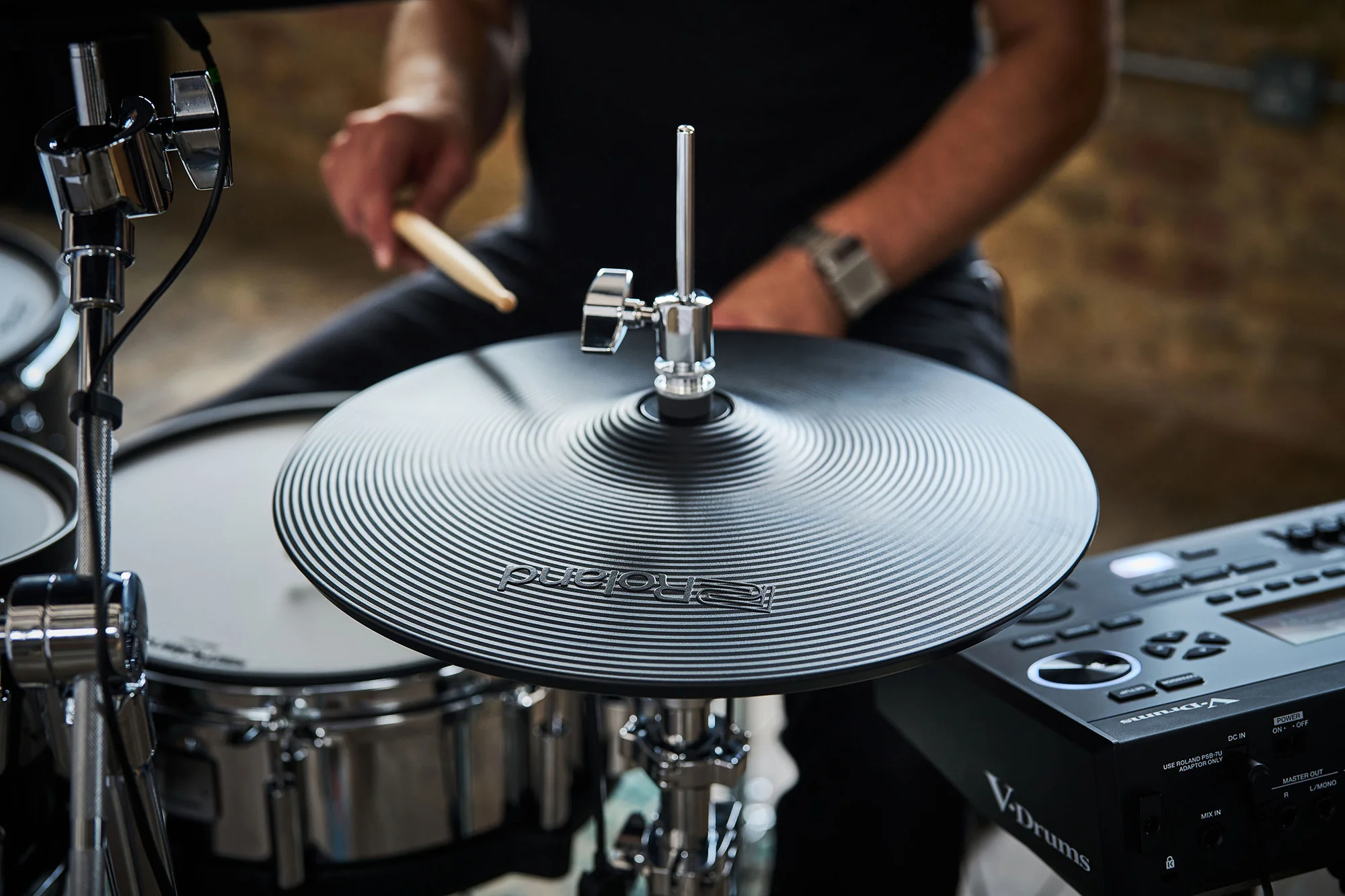 Roland VAD516 V-Drums Acoustic Design Digital Drum Kit with Hardware & Accessories - Image 8