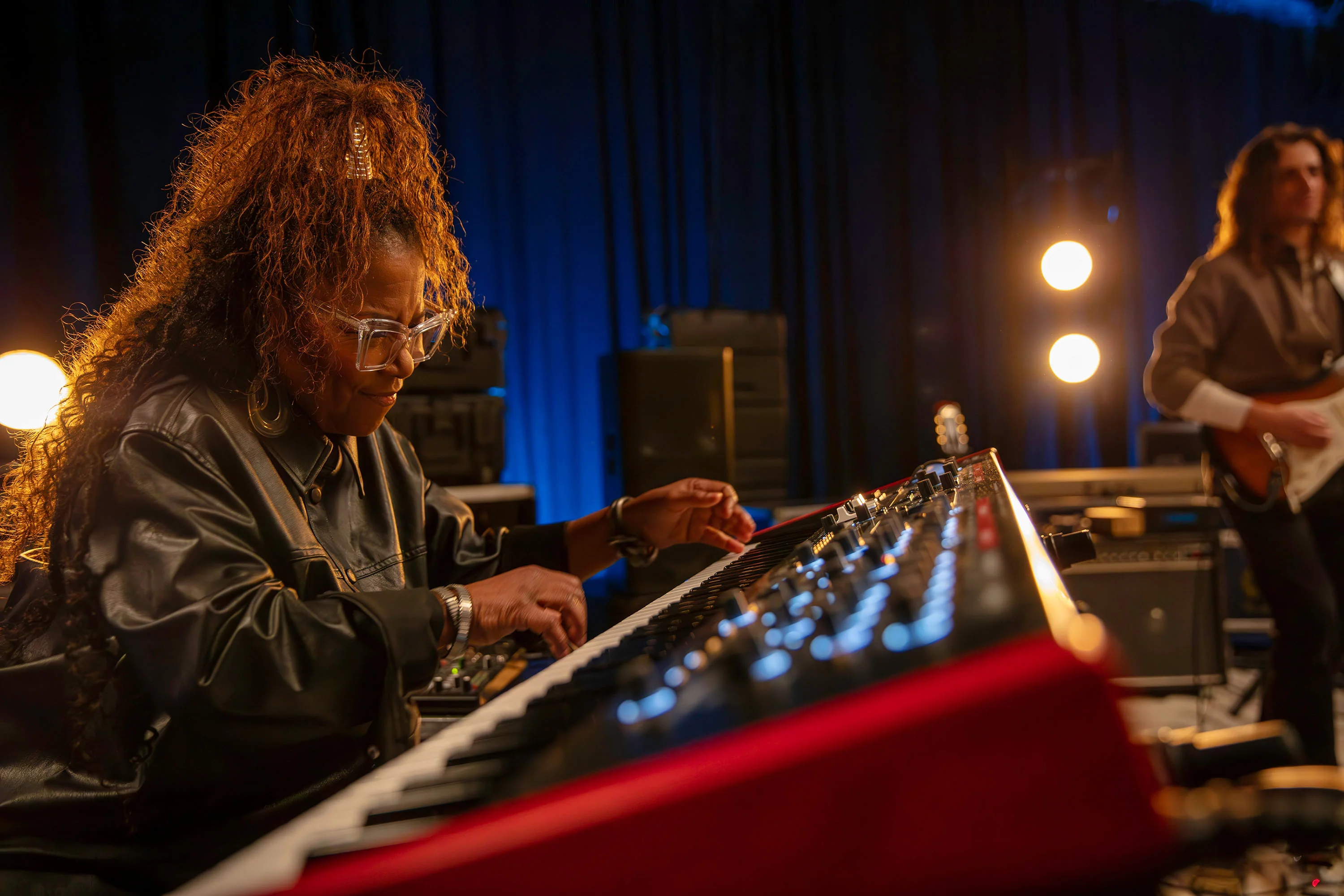Roland V-Stage 88 Stage Keyboard with Weighted Hammer Action Keys - Image 14