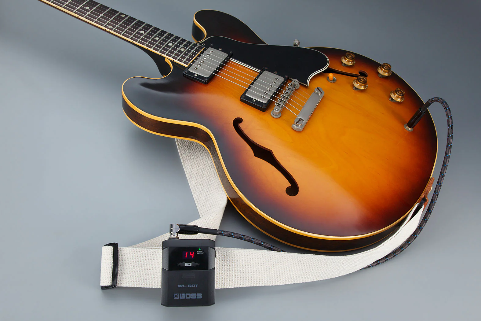 BOSS WL-60T Wireless Transmitter for WL-60 System - Image 3